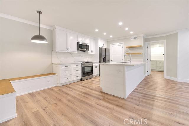 Corona, CA 92879,2040 Las Colinas Circle #104