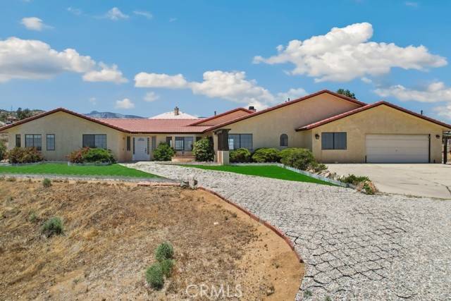 Phelan, CA 92371,8636 Riggins Road