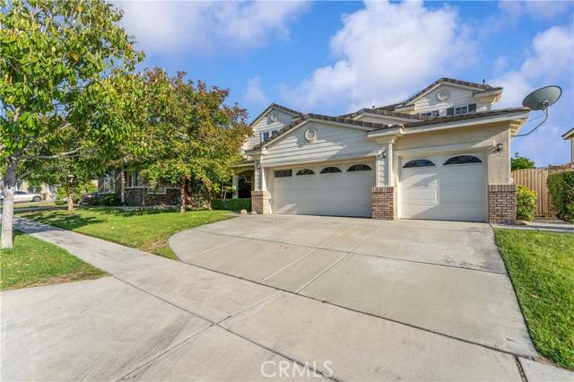 Fontana, CA 92336,15601 N Peak Lane
