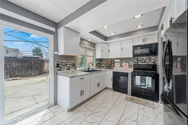 Moreno Valley, CA 92557,12241 Carnation #B