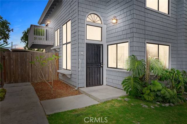 Costa Mesa, CA 92627,2512 Santa Ana Avenue #3