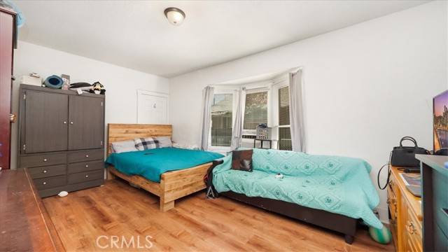 Ontario, CA 91761,226 E California Street