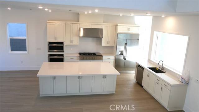 Irvine, CA 92618,254 Proctor