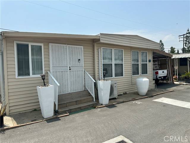 Duarte, CA 91010,1030 Bradbourne Avenue #31