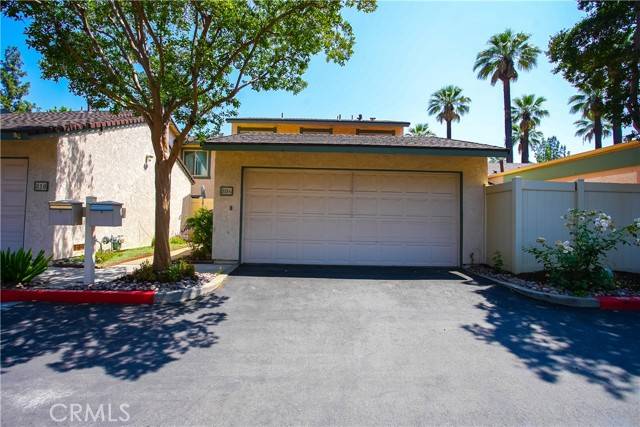 Azusa, CA 91702,806 E Laurel Oak Drive