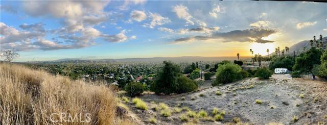 Glendora, CA 91741,946 N Glendora Ave