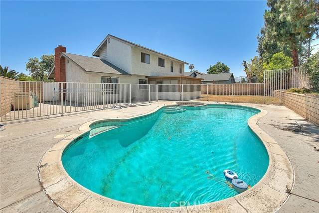 Ontario, CA 91761,1473 E Bermuda Dunes Street