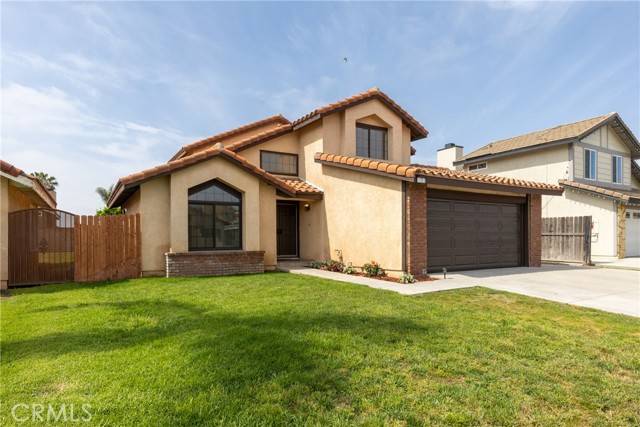 Fontana, CA 92336,17253 Dolphin Street