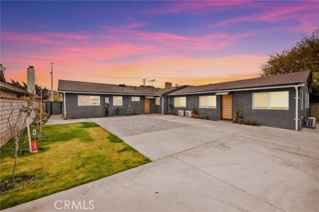 Huntington Beach, CA 92649,5591 Heil Avenue
