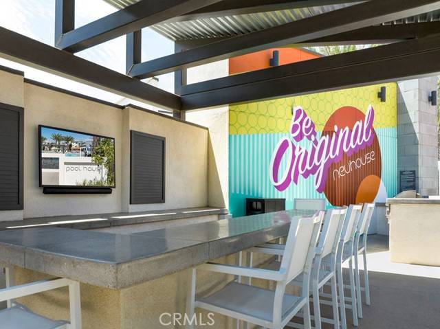 Ontario, CA 91761,3678 S. Eichler Paseo #11