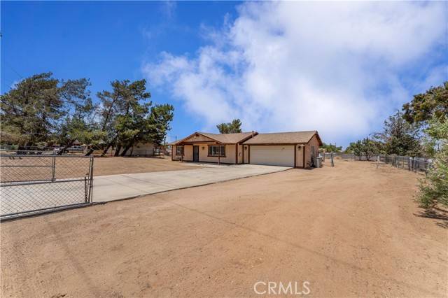 Hesperia, CA 92345,18396 Live Oak Street