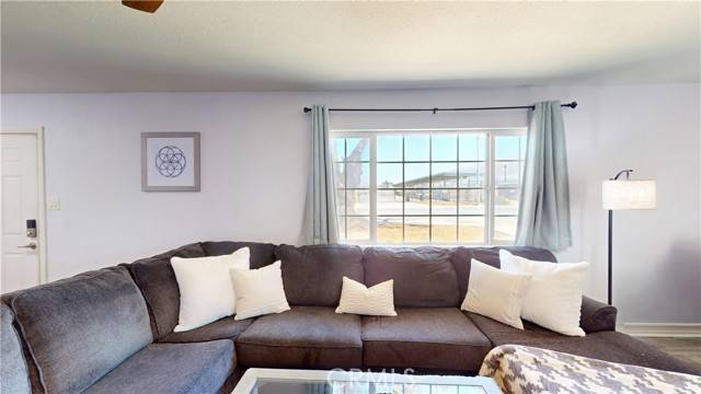 Lake Elsinore, CA 92530,18271 Treleven Avenue