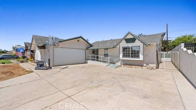 Anaheim, CA 92802,1513 W Cerritos Avenue