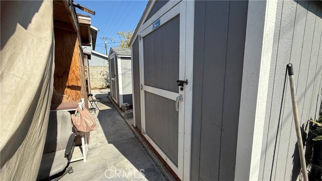 Long Beach, CA 90805,42 W Mountain View Street