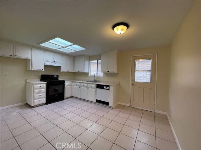 San Dimas, CA 91773,150 E Baseline Road #A