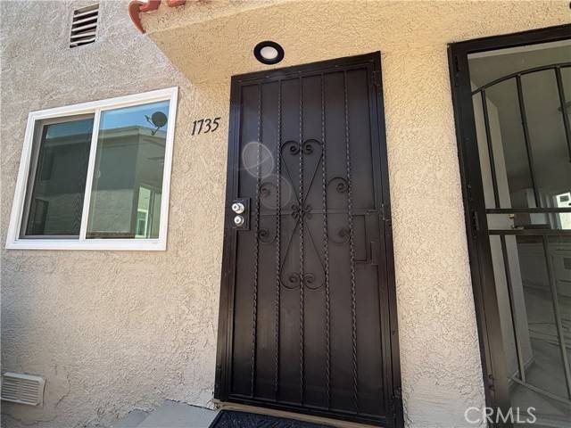 Los Angeles, CA 90047,1735 W 84th Place