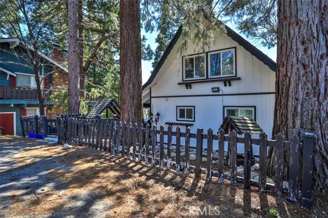Crestline, CA 92325,24833 Matterhorn Court