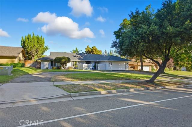 Redlands, CA 92373,1324 W Fern Ave