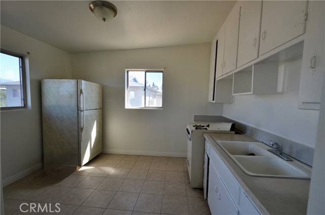 Montclair, CA 91763,5147 Canoga