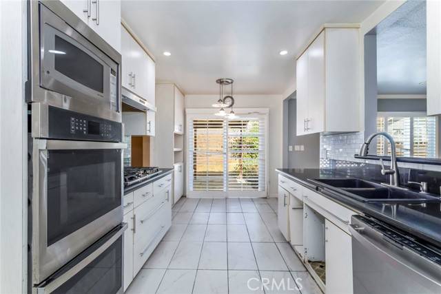 Sylmar (los Angeles), CA 91342,11235 Sunburst Street