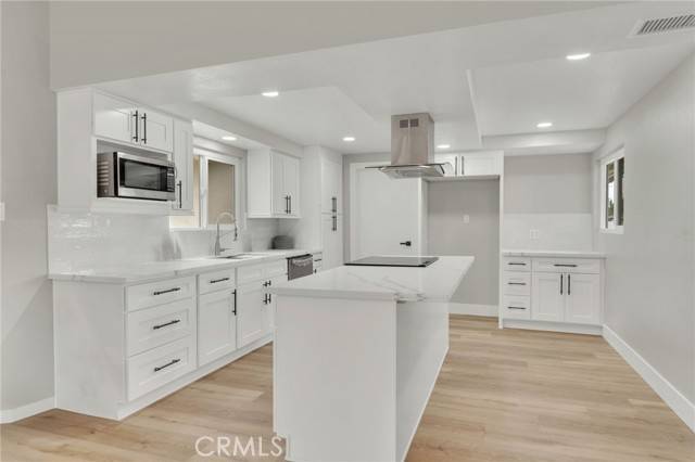 Covina, CA 91723,418 S Vecino