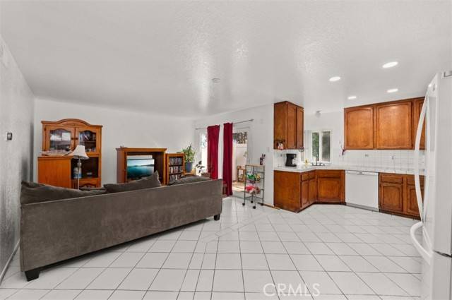 Pomona, CA 91766,36 Westbrook