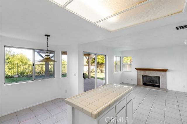 Newhall (santa Clarita), CA 91321,19727 Scarlet Meadow Drive