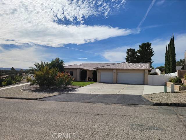 Hesperia, CA 92345,7022 Rio Vista
