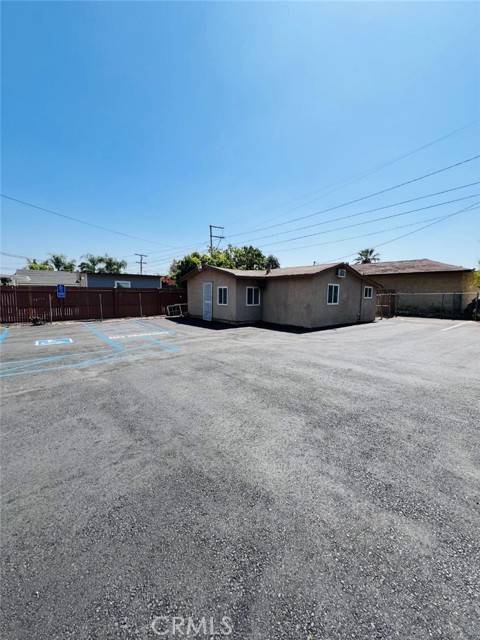 Rialto, CA 92376,144 N Riverside Avenue