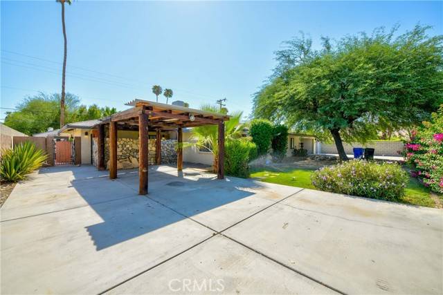 Palm Springs, CA 92264,642 S Mountain View Drive