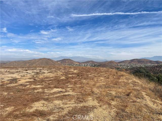 Wildomar, CA 92595,1 Crooked Arrow Drive