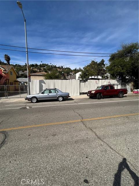 Los Angeles, CA 90032,4465 Tourmaline Street