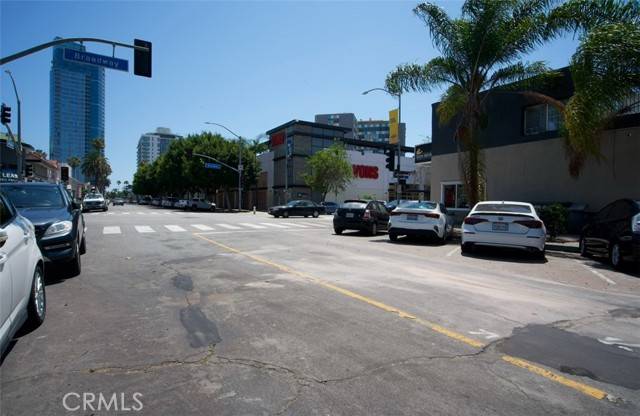 Long Beach, CA 90802,207 Lime St