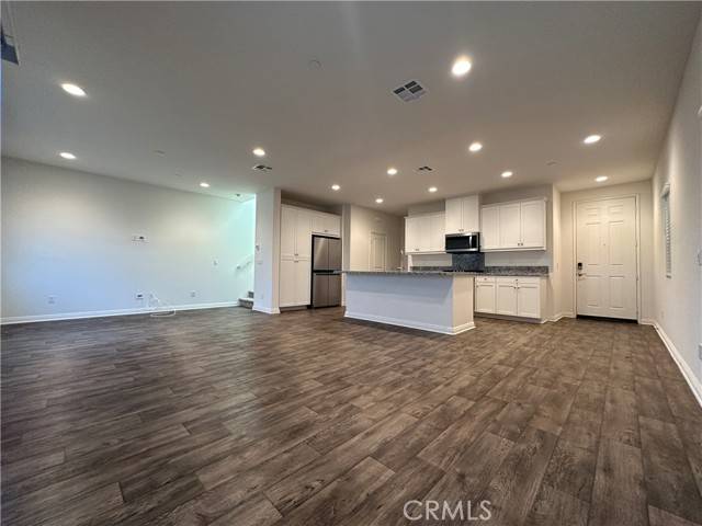 Fontana, CA 92336,7245 Crescendo Lane