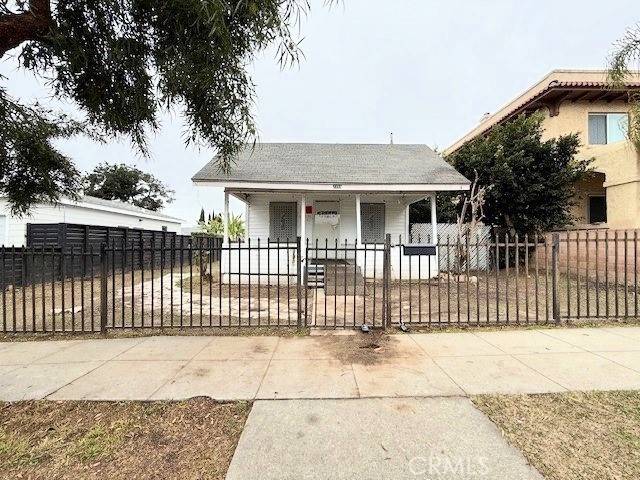 Signal Hill, CA 90755,2355 Cerritos Avenue