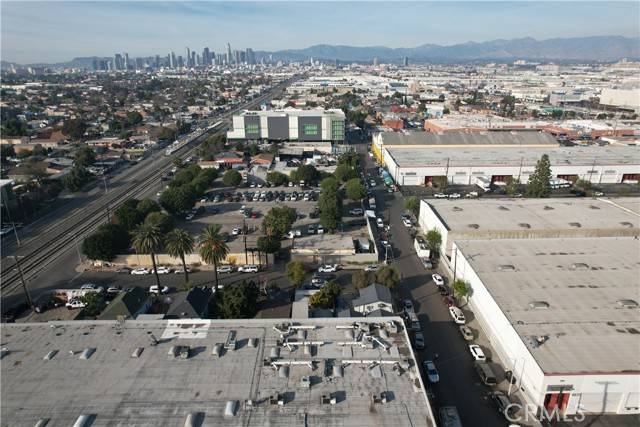 Los Angeles, CA 90058,1726 E 47th Street