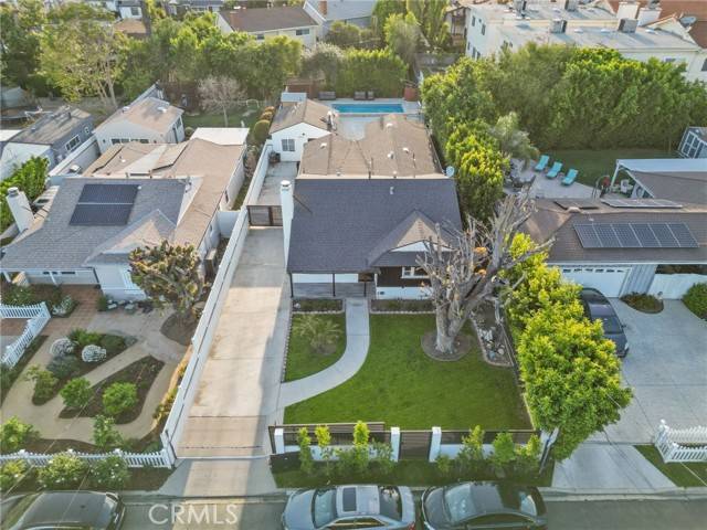 Van Nuys (los Angeles), CA 91401,5937 Ranchito Avenue