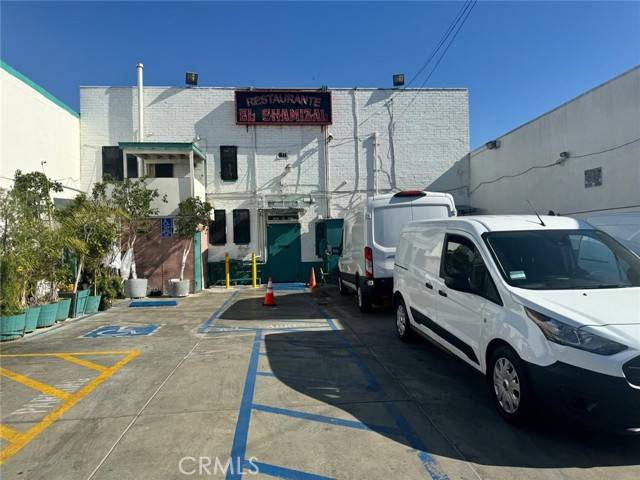 Huntington Park, CA 90255,7111 Pacific Boulevard