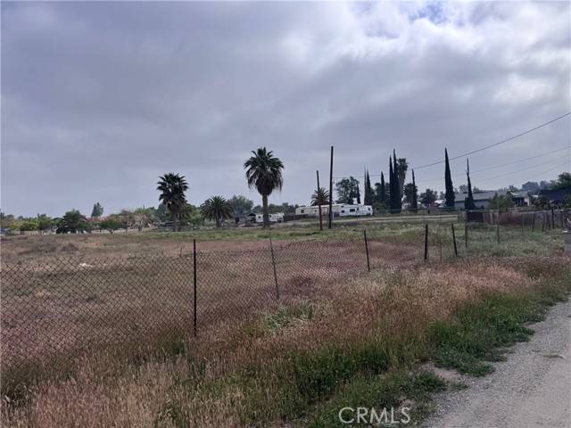 Perris, CA 92570,20660 Warren Road