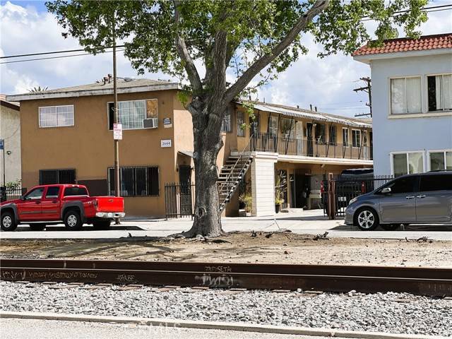 Huntington Park, CA 90255,2664 Randolph Street