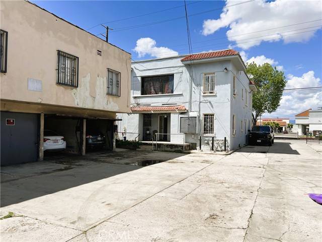 Huntington Park, CA 90255,2664 Randolph Street