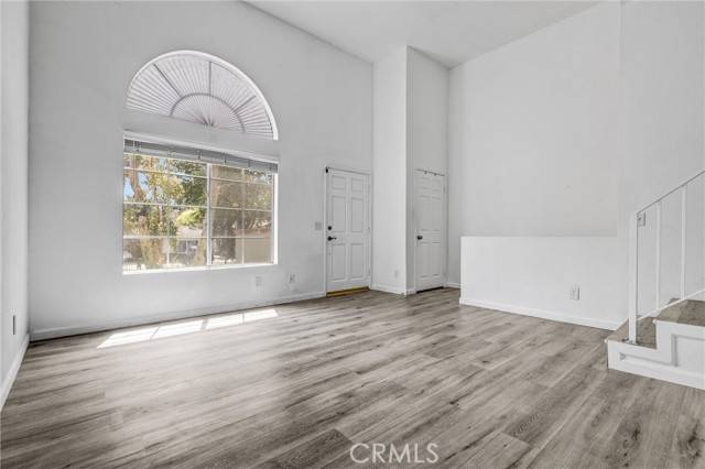 Northridge (los Angeles), CA 91325,8741 Darby Avenue #10