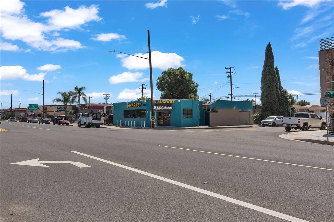 Pico Rivera, CA 90660,4203 Rosemead Boulevard