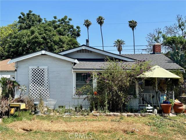 Los Angeles, CA 90003,347 E 102nd Street