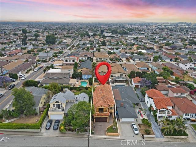 Hawthorne, CA 90250,4622 W 131st Street