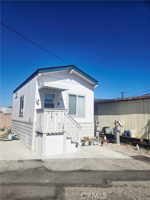 Lomita, CA 90717,1851 Lomita Blvd #12A