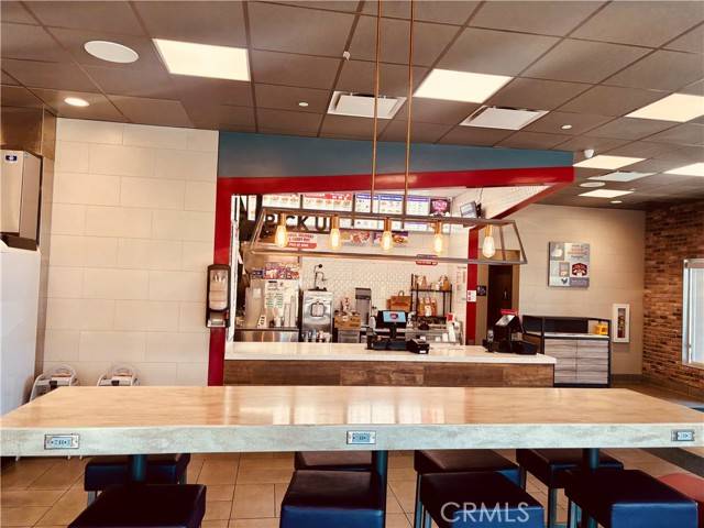 Fontana, CA 92336,17020 S Highland Avenue