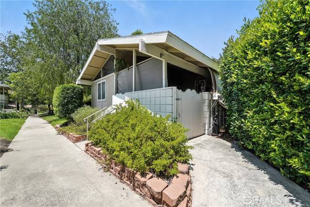 Laguna Woods, CA 92637,542 Via Estrada #B