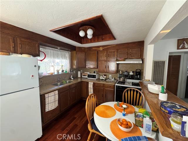 Gardena, CA 90249,15423 Van Ness Avenue