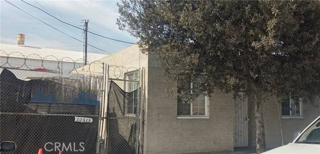 South Gate, CA 90280,10513 Dolores Avenue